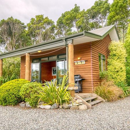 Paparoa Beach Hideaway With Hot Tub Barrytown Экстерьер фото